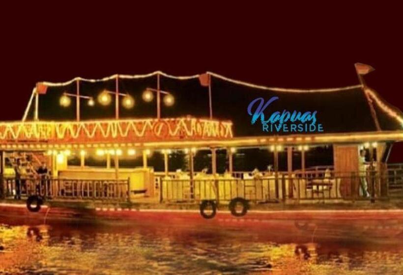 هتل Grand Kartika