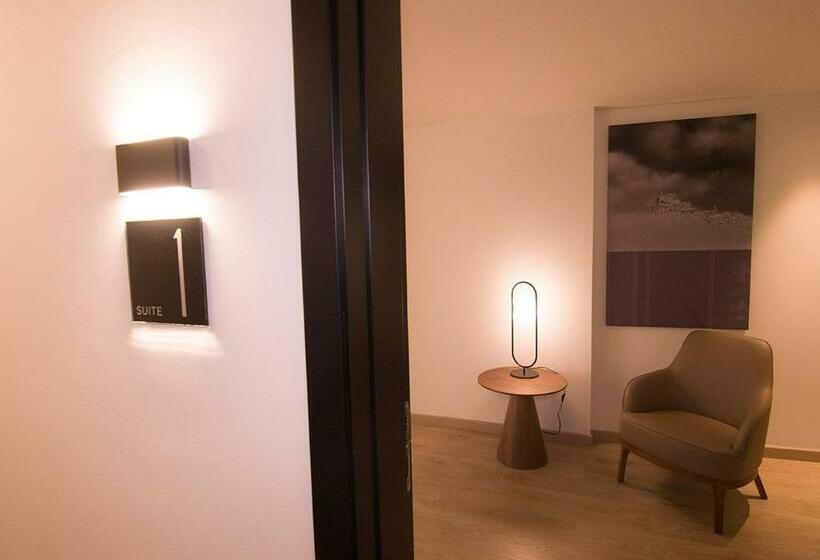 Vallivana Suites