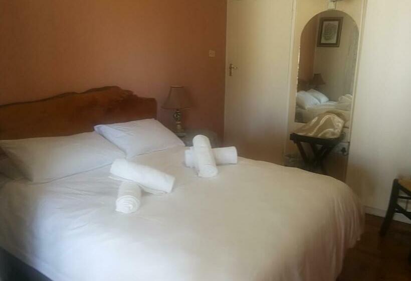 Bonani B & B