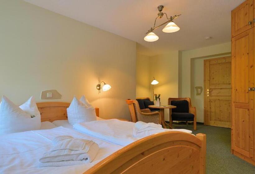 ホテル Gasthof Ungerberg