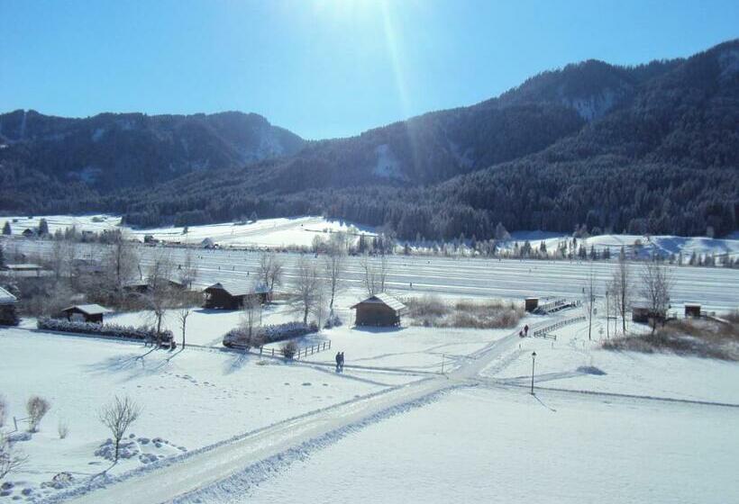 پانسیون Haus Alpenfriede