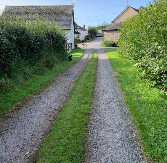 펜션 The Reindeer Retreat Buttercup Twin