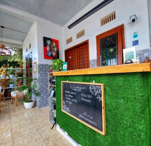 Room Ijen Hostel