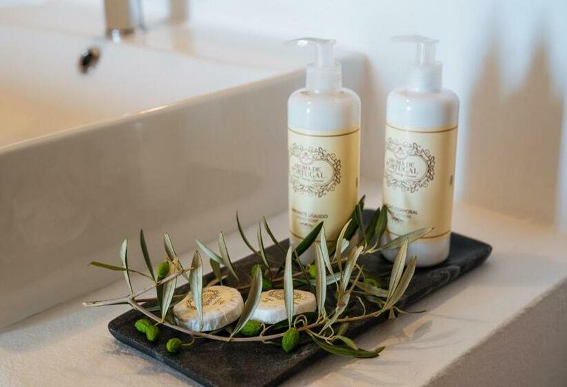 تختخواب و صبحانه Aljana Guest House Beja