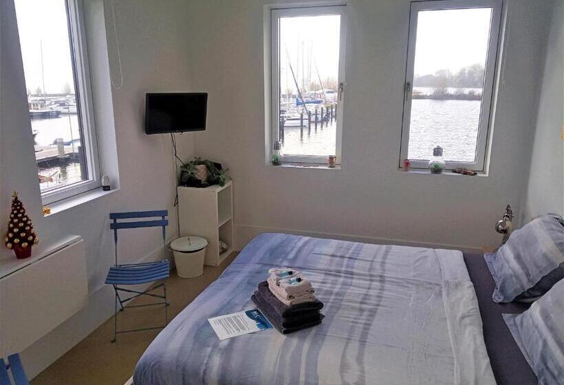 ベッドアンドブレックファースト Kaap Hoorn Club Bed En Breakfast