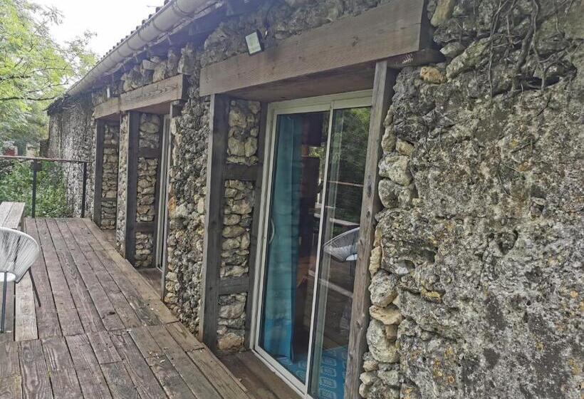 بنسيون Les Cabanes De Brassac   Gîte Esprit Cabane Avec Spa