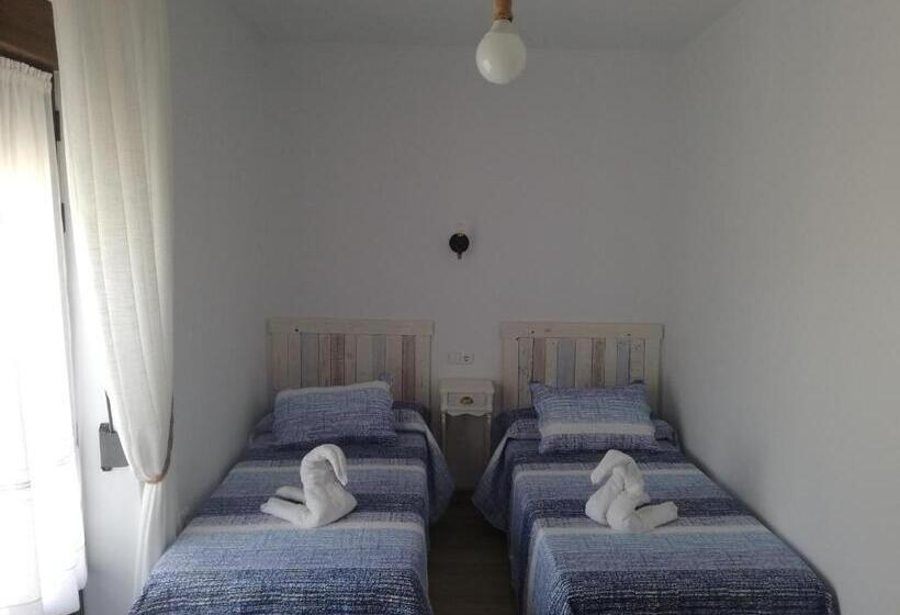 פנסיון Hostal El Lugar De La Mancha