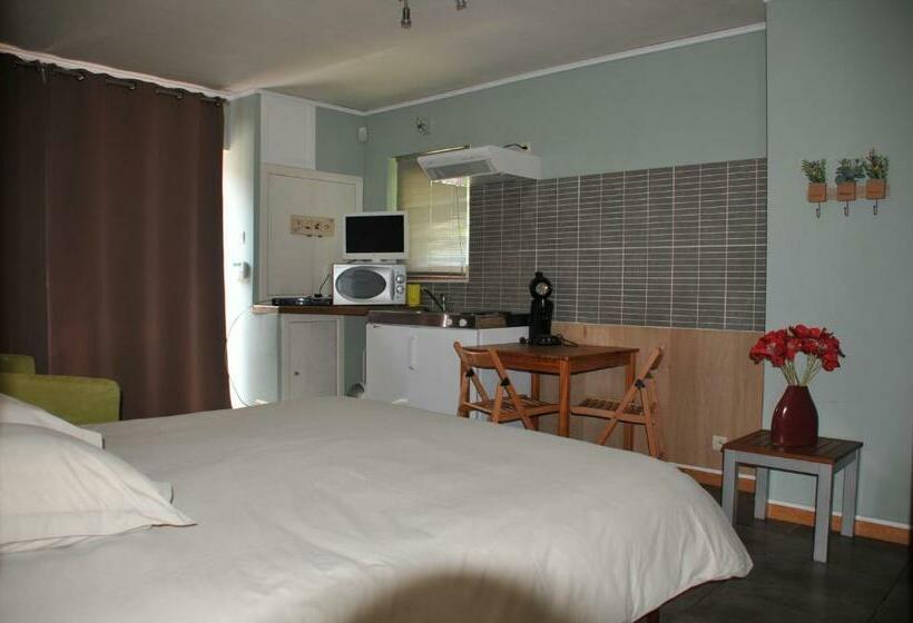 Bed and Breakfast La Source Du Broly