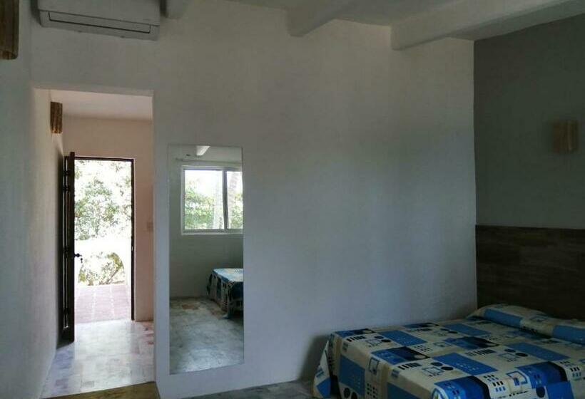 هتل Villa Mexicana Puerto Escondido