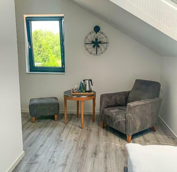 پانسیون Prima Inn Unterkunft Direkt über Der Bar Am Minimax