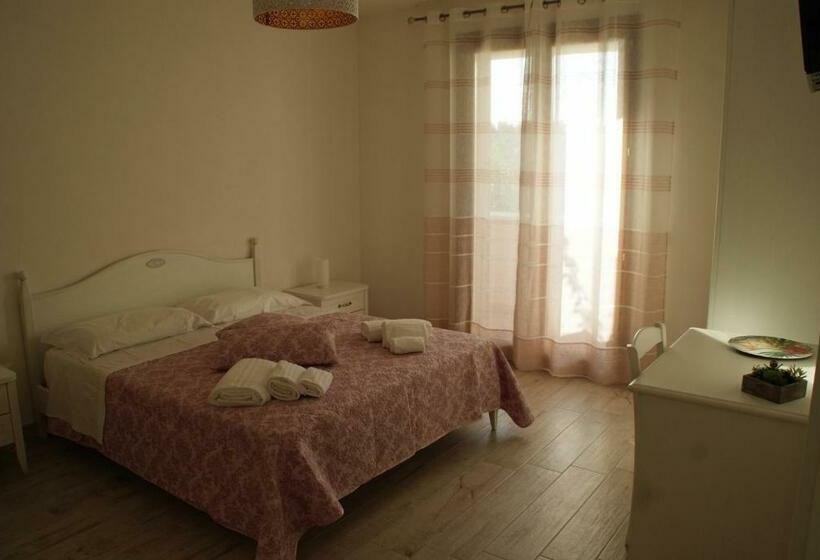 پانسیون Stella Fenicia