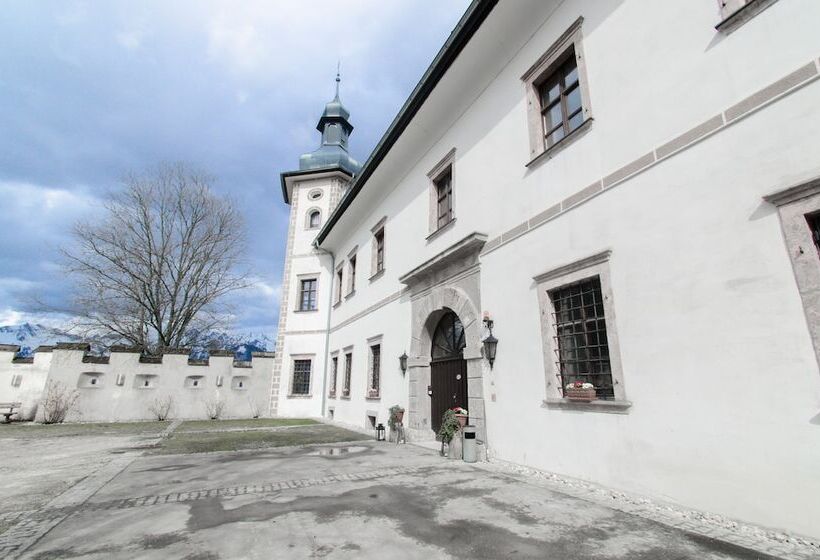 호스텔 Jufa Hotel Schloss Röthelstein