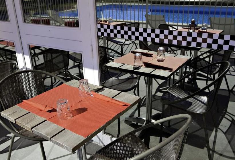 ホテル Sure  Bordeaux Aeroport