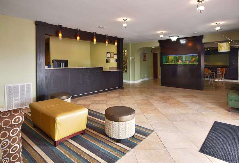 בית מלון כפרי Best Western Zachary Inn