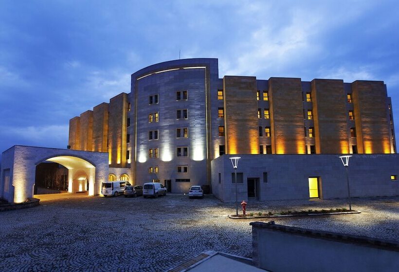 هتل Doubletree By Hilton  Avanos  Cappadocia