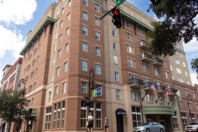 هتل Holiday Inn Express Savannah   Historic District