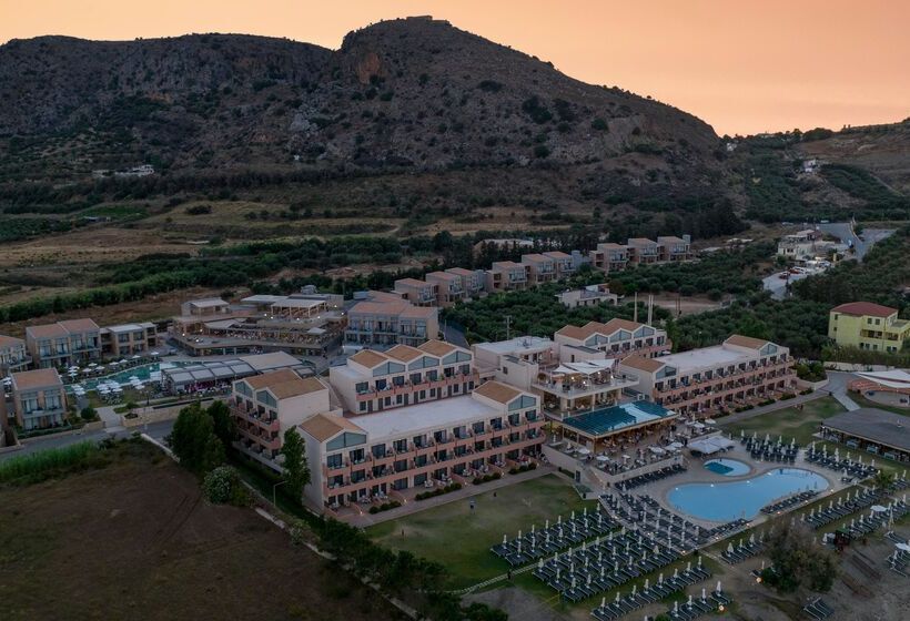 هتل Kiani Beach Resort Family All Inclusive