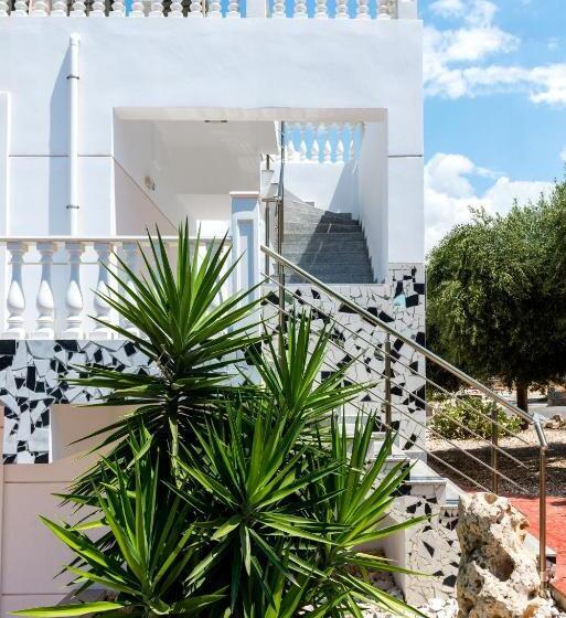 هتل Matheo Villas & Suites
