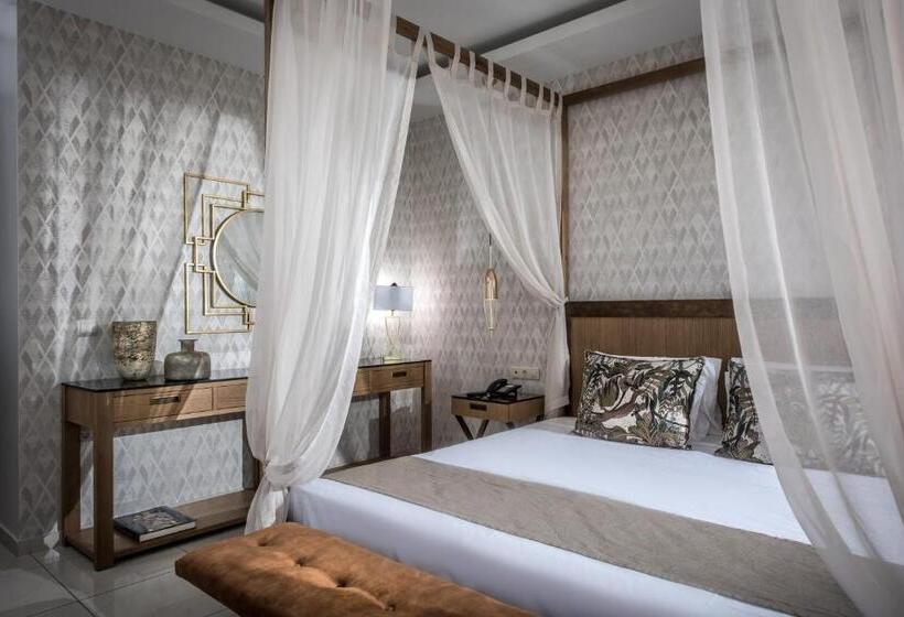 هتل Matheo Villas & Suites