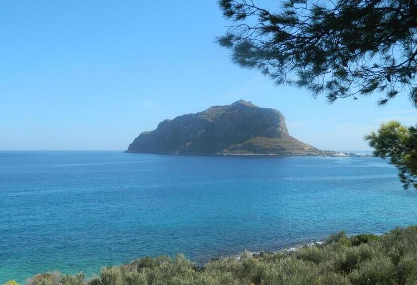 هتل The Flower Of Monemvasia