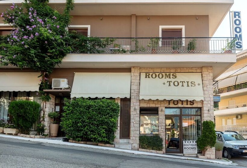 هتل Toti Boutique Rooms