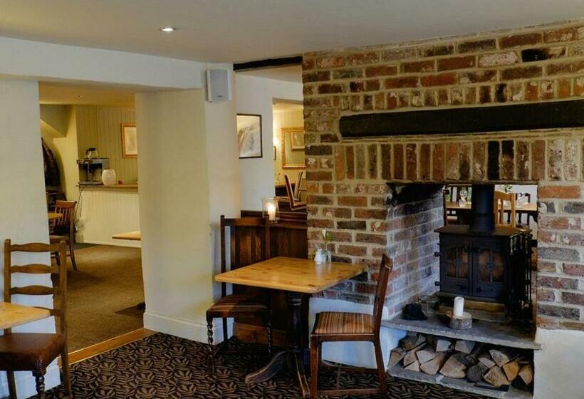 فندق صغير The Pelican Inn