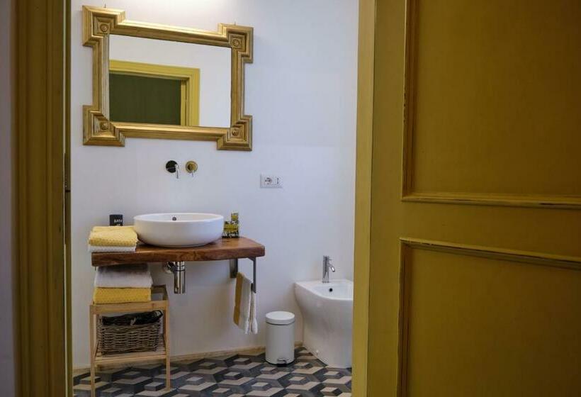پانسیون Olioealloro B&b