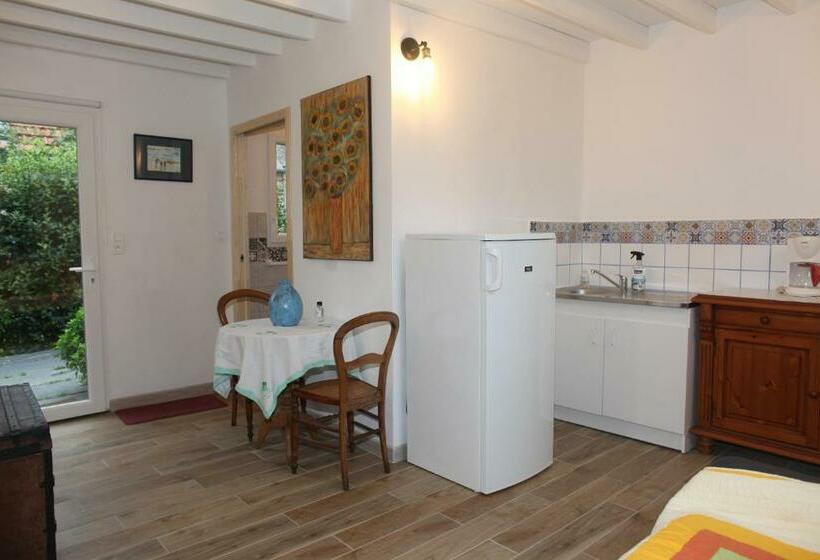 Пансион Studio Près Du Mont Saint Michel