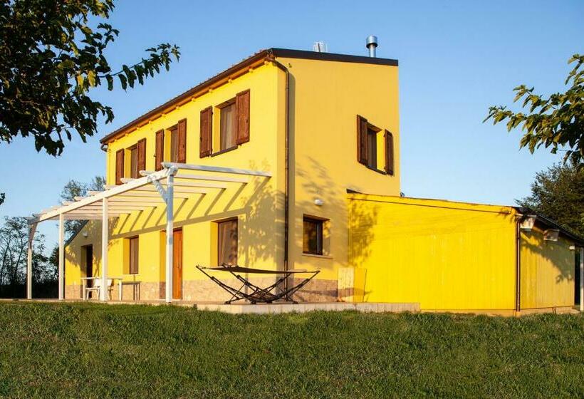 تختخواب و صبحانه La Casa Del Sole