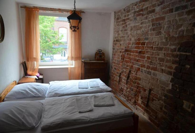 住宿加早餐 Altstadthotel Zum Goldenen Anker