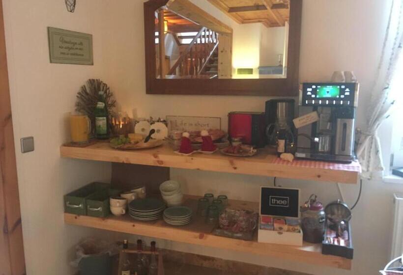 ベッドアンドブレックファースト Naturforsthaus Eddas Zimmer Für Hunde   Und Naturverbundene Menschen