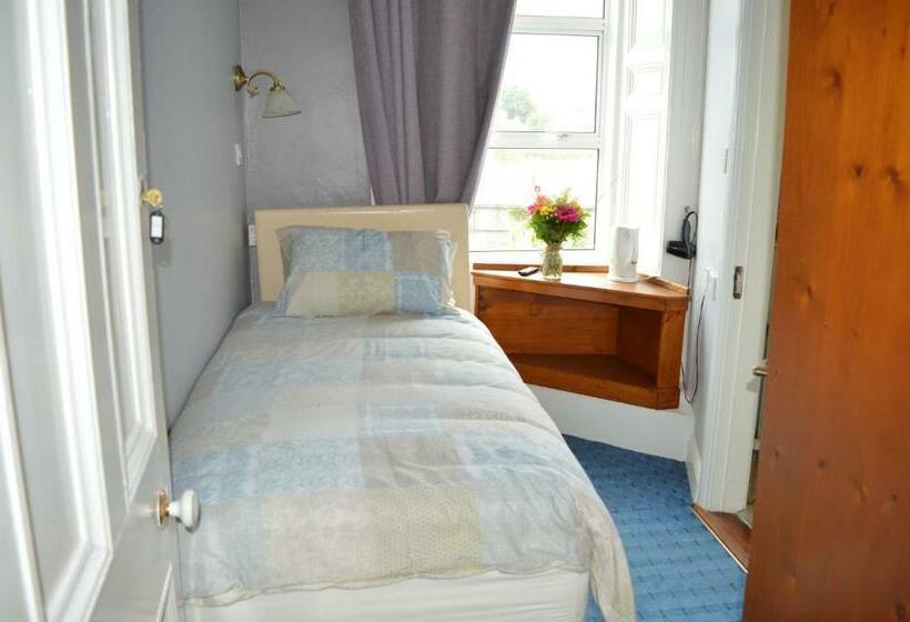بنسيون Maid Of Erin Guesthouse