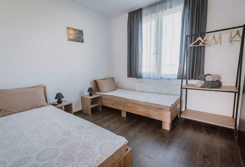 بنسيون Sunset Inn