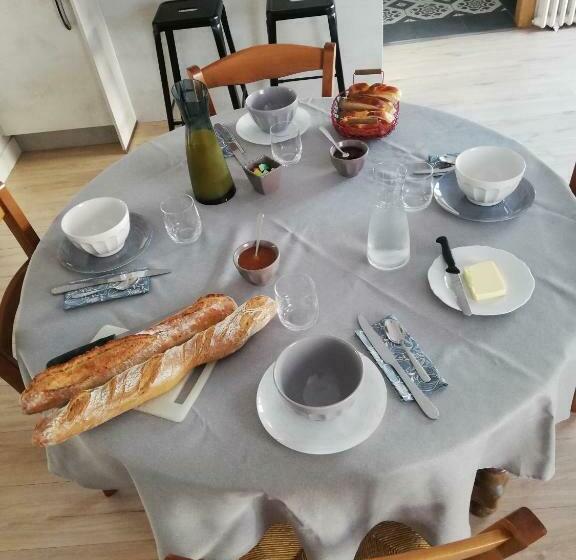 ベッドアンドブレックファースト Chambres D Hôtes Le Verrie Cosy