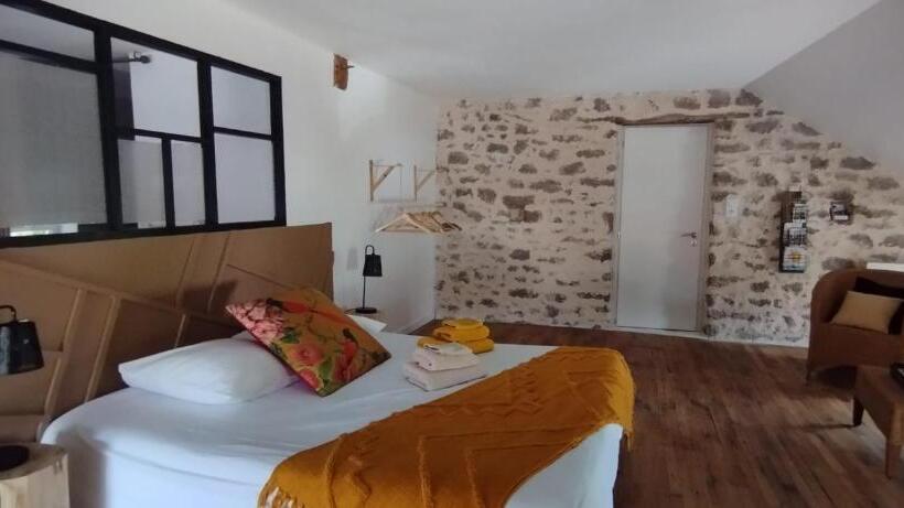ベッドアンドブレックファースト Chambres D Hôtes Le Verrie Cosy
