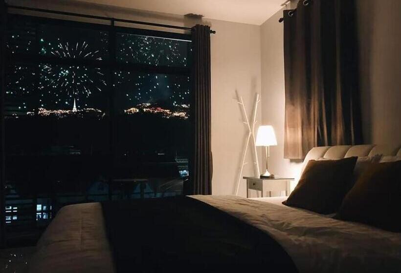 تختخواب و صبحانه Daad Fah Home And Cafe