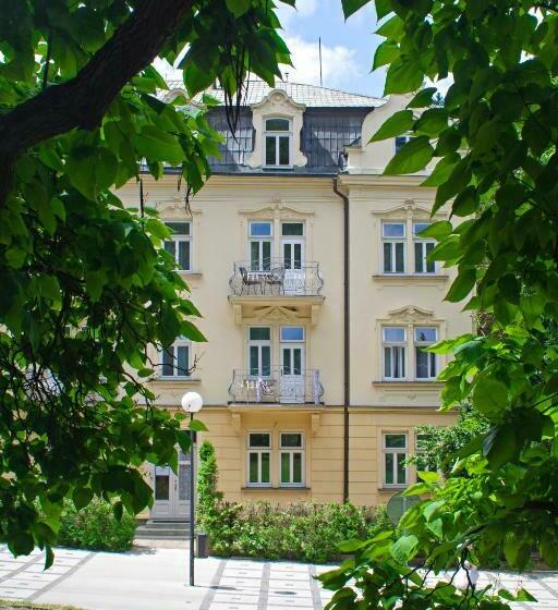 پانسیون Villa Dagmar