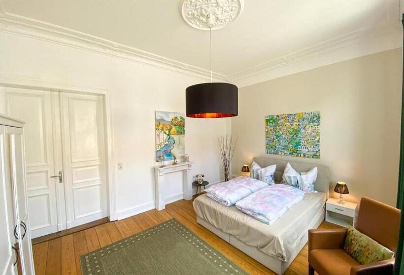پانسیون Villa Hanseart Lübeck   Privatzimmer In Zentraler Lage