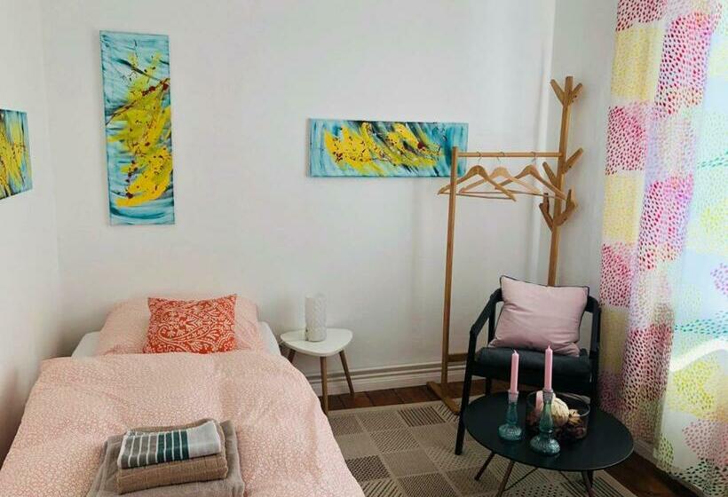 پانسیون Villa Hanseart Lübeck   Privatzimmer In Zentraler Lage