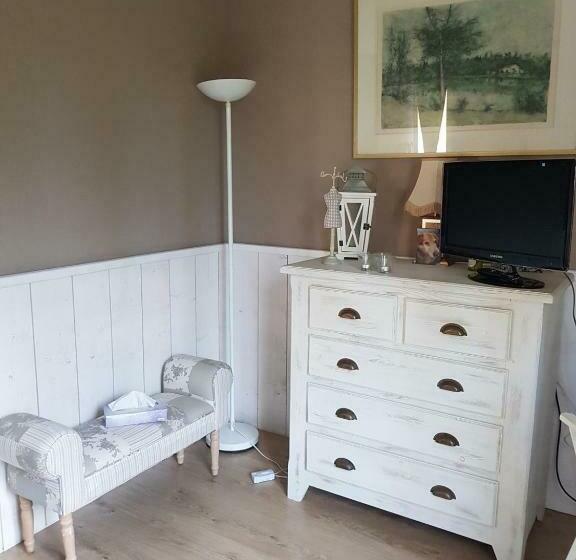 مبيت وإفطار Chambre D Hotes à 4 Kms D Uzes  Chez Nadou