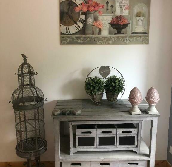 ベッドアンドブレックファースト La Demeure