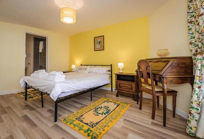 住宿加早餐  La Ruche Chambres D Hôtes