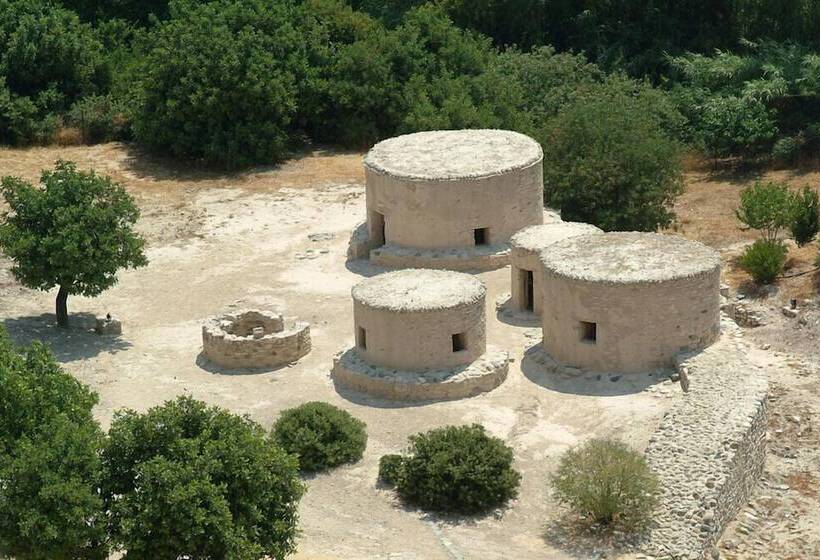 پانسیون Lazaros Stonehouse