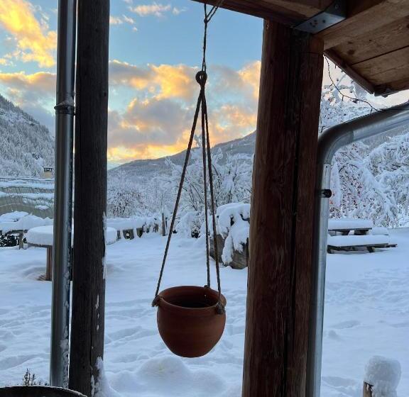 호스텔 Gîte Les 3 Cols