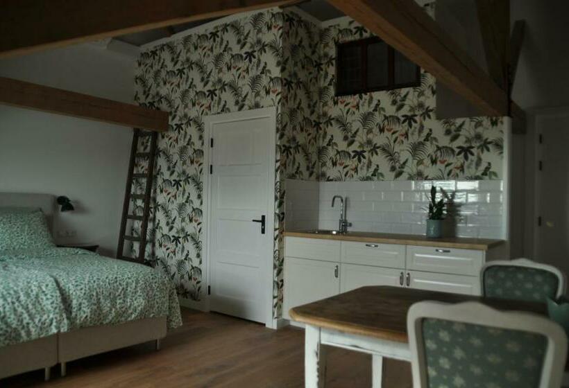 تختخواب و صبحانه Bed & Brood De Vogelpoel