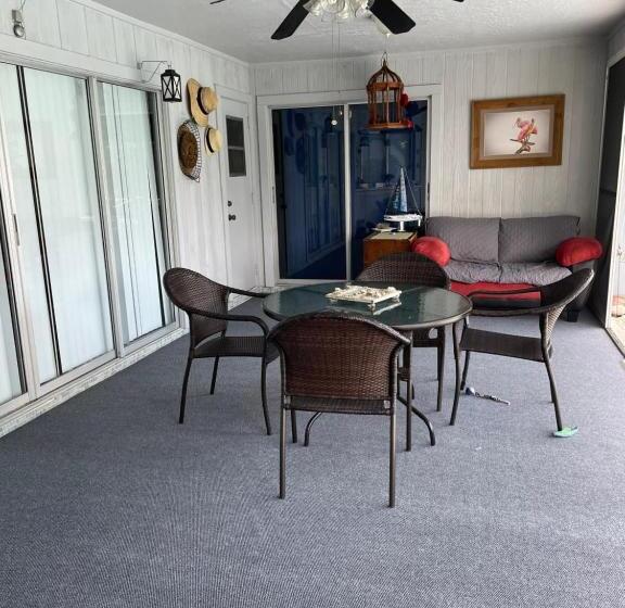مبيت وإفطار Rae’s Place
