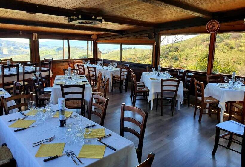 בית מלון כפרי Agriturismo Leanza La Baita