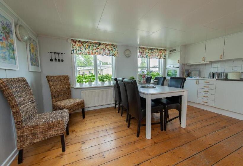 Mangelgårdens B&b
