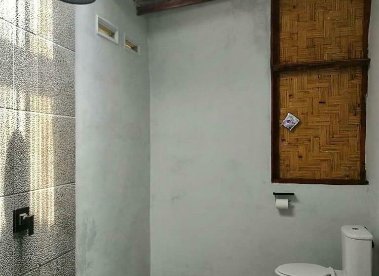 استراحتگاه Gino S Place   Guest House & Jungle Trekking