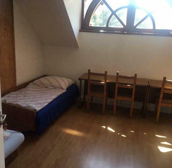 הוסטל Göncölház